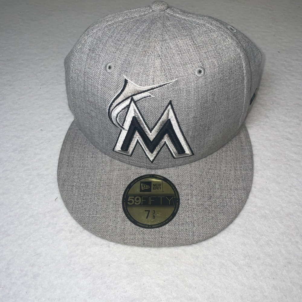 Miami Marlins MLB New Era 59Fifty Men's Hat  Fitted 7 3/8 Gray Black